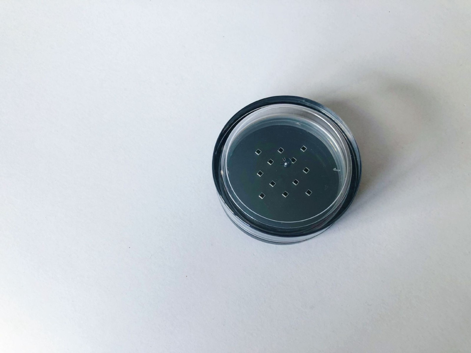 厂家生产供应8g圆形散粉盒 膏霜盒 修容蜜粉分装盒化妆品盒OEM代加工，贴牌加工，ODM定制图4