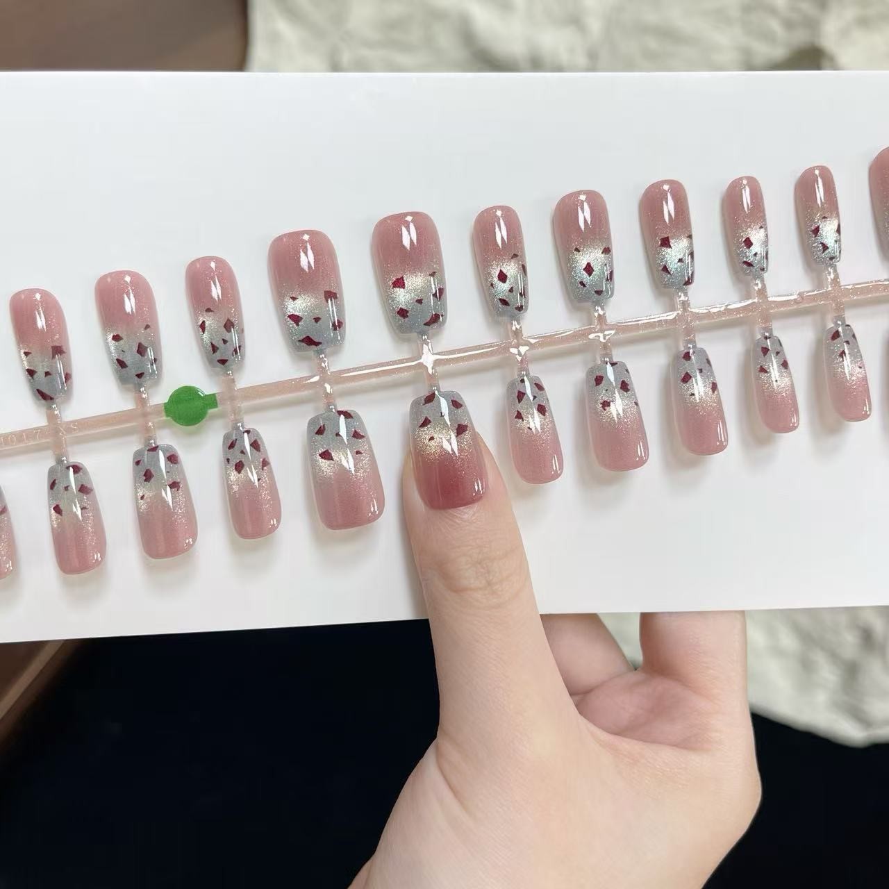 腮红豹纹美甲新款局部猫眼穿戴甲辣妹性感假指甲成品甲片贴片图2