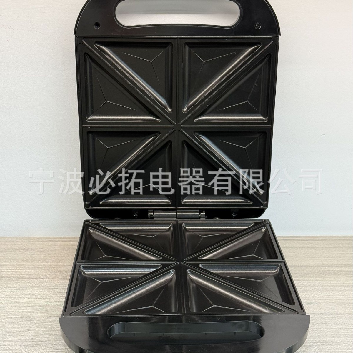 家用便携式轻食早餐机 四片三明治机大尺寸烤盘三明治机多功能图4