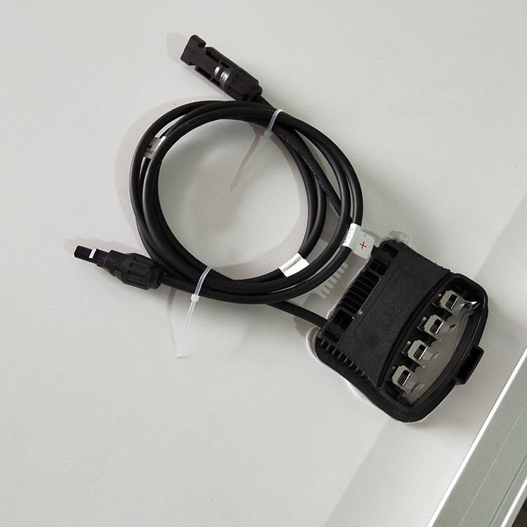 多晶5W太阳能光伏板太阳能发电板光伏太阳能电池板组件图4