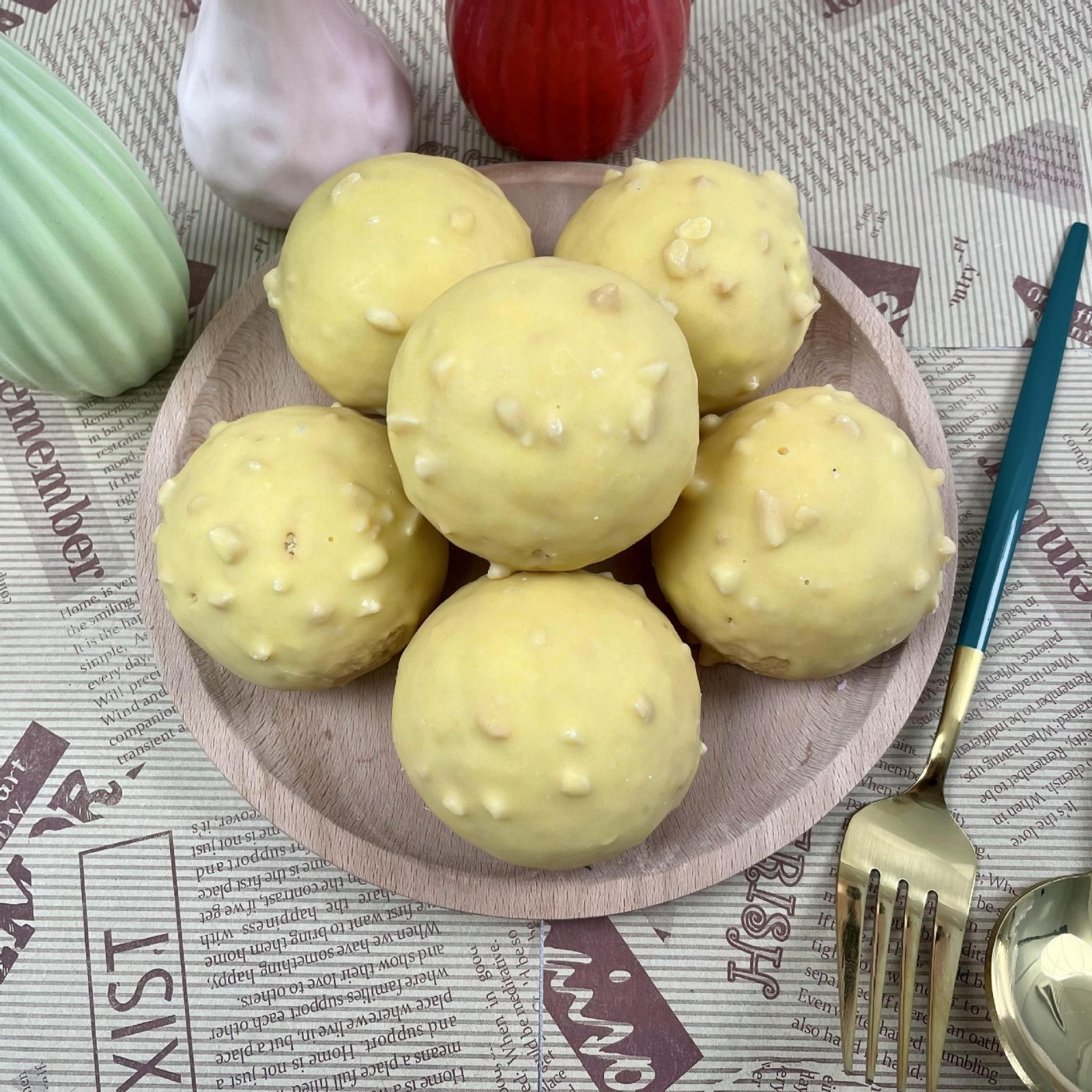 工厂定制脆皮巧克力奶油夹心爆浆麻薯下午茶甜品轻食面包零食早餐图3