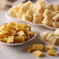 玉米脆四层脆4D立体波浪脆 膨化休闲馋嘴零食胚料半成品可定制