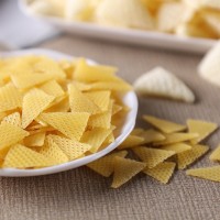 玉米脆玉米酥 三角网状3D立体 膨化休闲馋嘴零食胚料半成品可定制