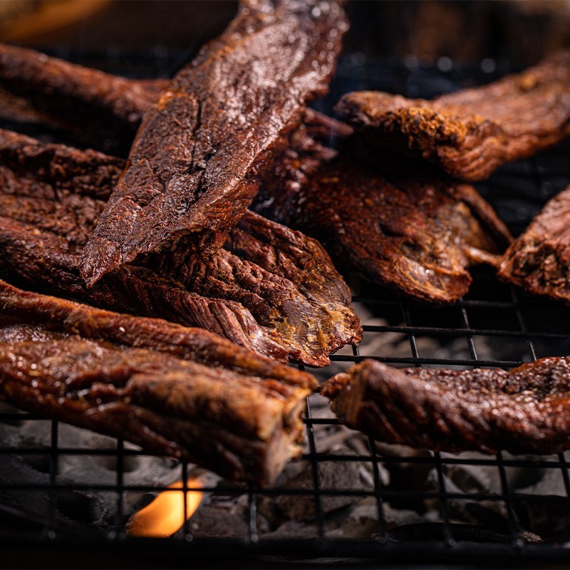 炭烤风干超干牛肉干休闲零食牛肉条桶装250g内蒙古特产图2