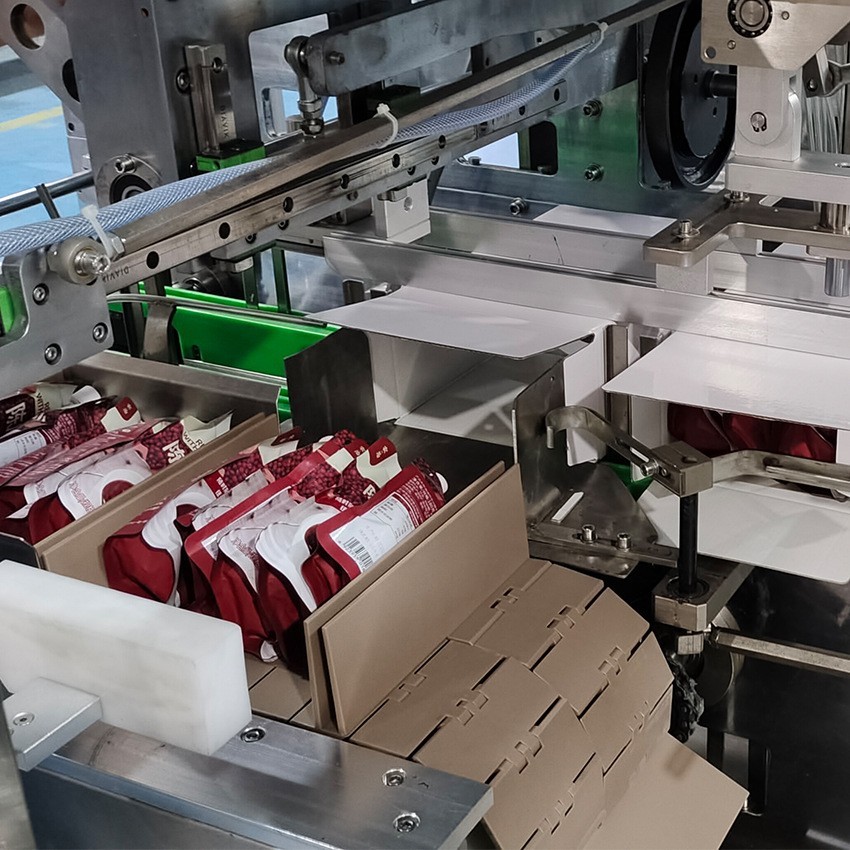 3C产品全自动装盒机彩盒包装自动化设备多功能立式自动装盒机图3