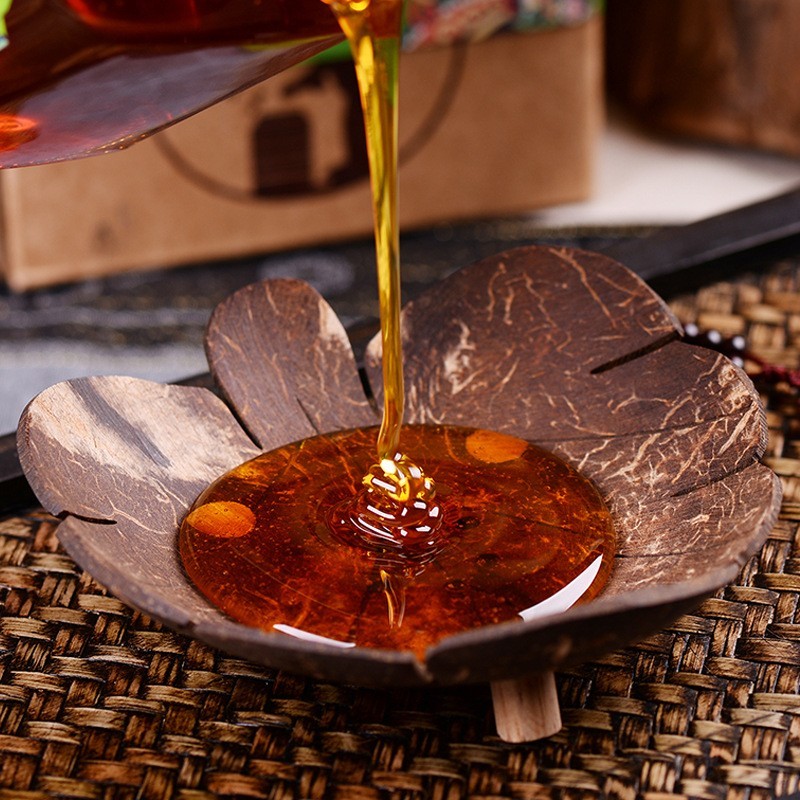 云南蜂蜜源头厂家贴牌悬崖血蜜百花土蜂蜜木桶树洞悬崖蜜图3