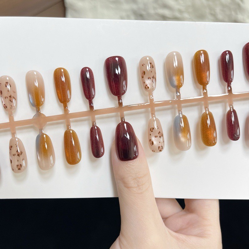 秋冬新款美甲撞色拼搭豹纹手工贴片穿戴甲显白高级感手工穿戴甲图3