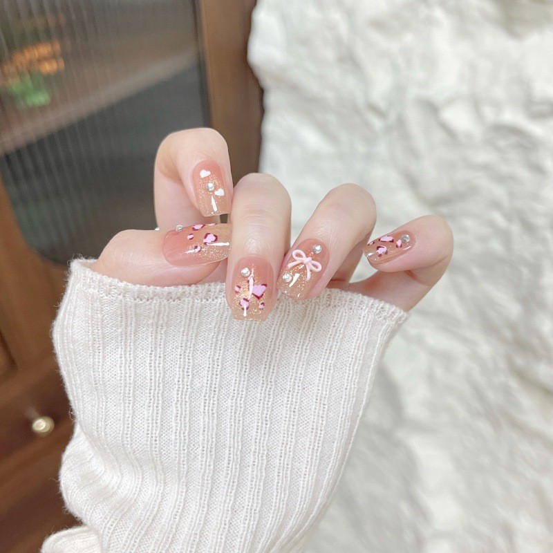 抖音新款美甲爱心豹纹可爱猫眼穿戴甲可爱假指甲成品甲片预制图5