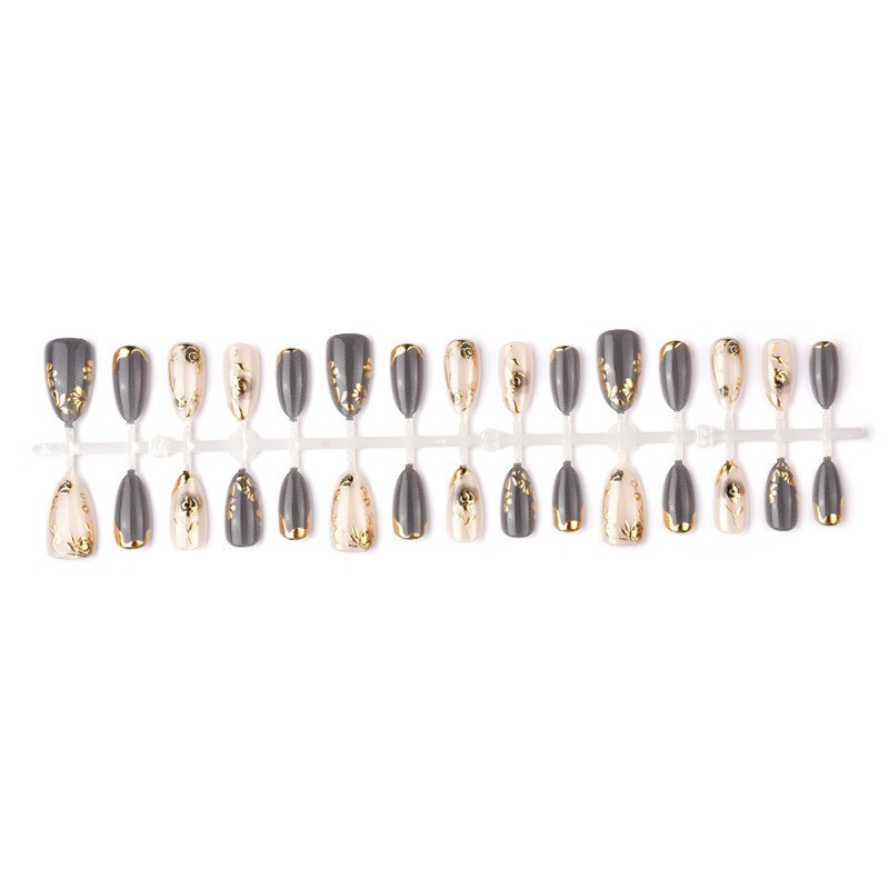 加工定制跨境穿戴甲纯手作3D立体浮雕美甲情人节穿戴式甲片假指甲图5