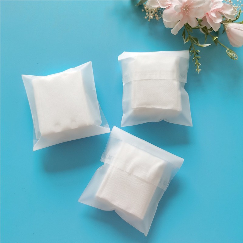 加厚化妆棉10片双面压边卸妆棉 一次性卸妆巾湿敷卸妆棉片袋装图2