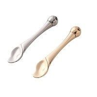 眼霜棒美容棒挖勺枪杀黑圈眼部按摩棒小鲸鱼涂抹棒滚珠眼霜按摩棒