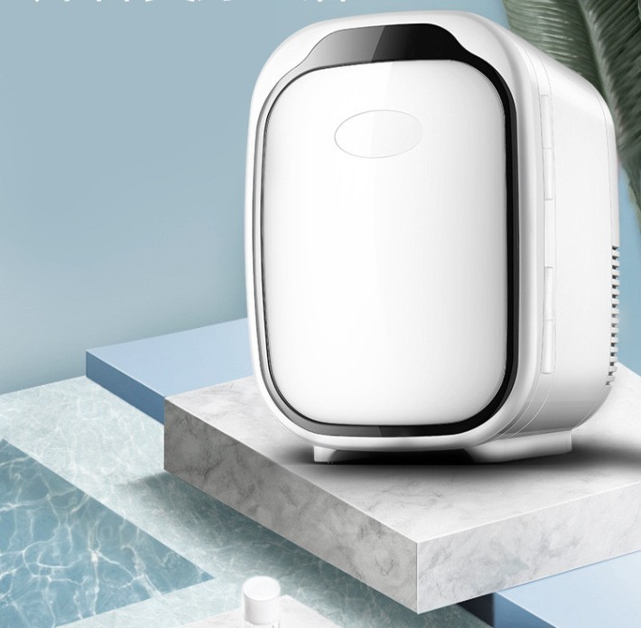 化妆品镜美妆镜小型车载冰箱 高颜值多用镜面冰箱 家车两用冰箱图4