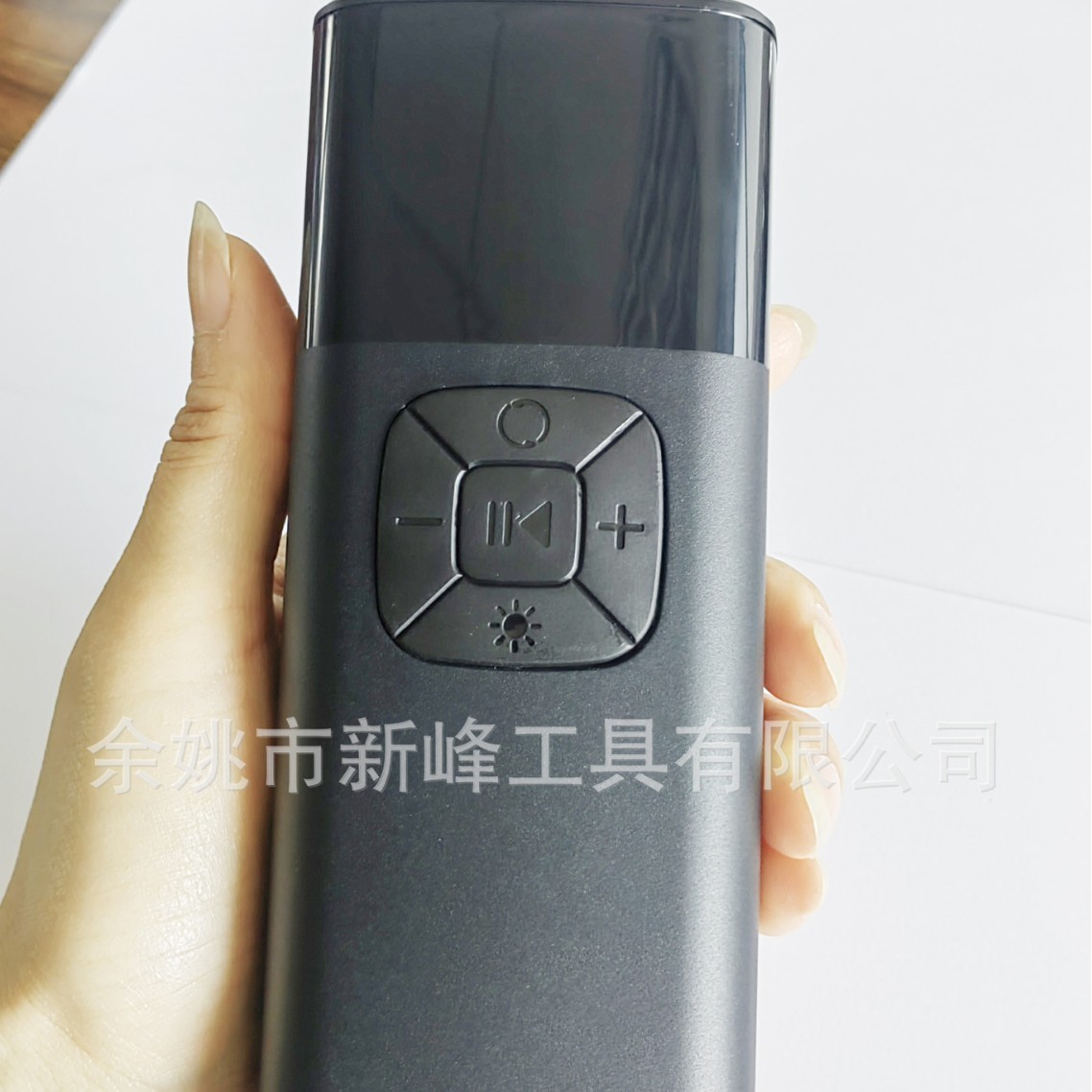 汽车充气泵 多功能充气泵 便携式充气泵图2