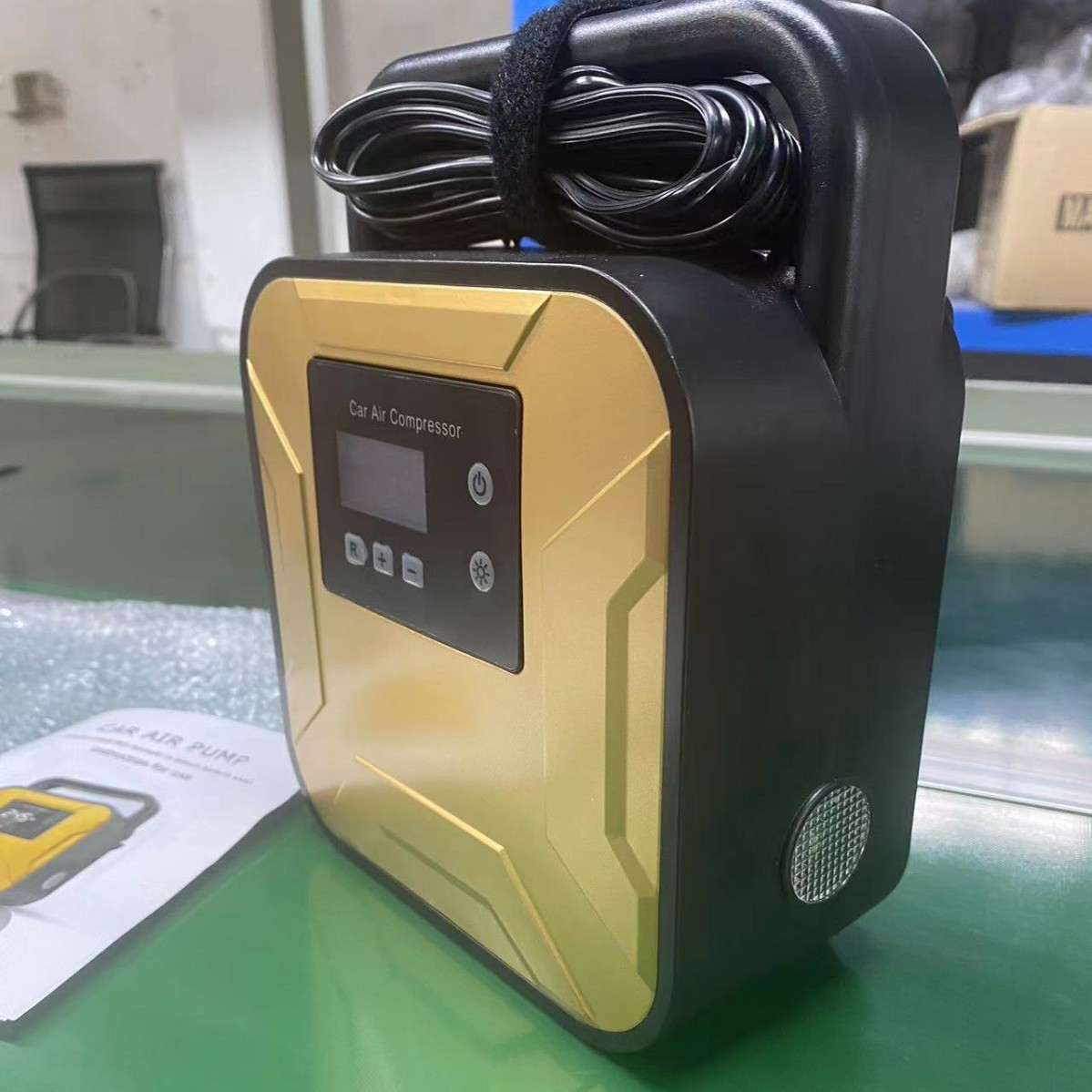 车载充气泵汽车泵跨境电商打气泵自动充停轮胎气泵车用数显充气泵图3