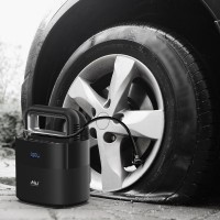 定制四合一充气泵 无线充电家车两用智能数显胎压监测照明充气泵
