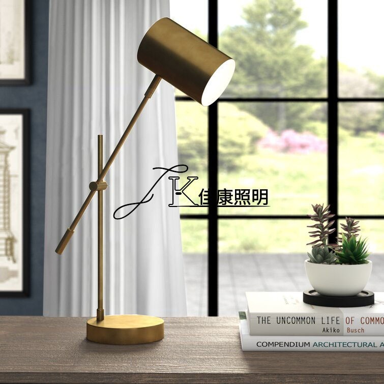 2022年新款亚马逊跨境供货北欧铁艺复古折叠摇摆金色学习美规台灯图2