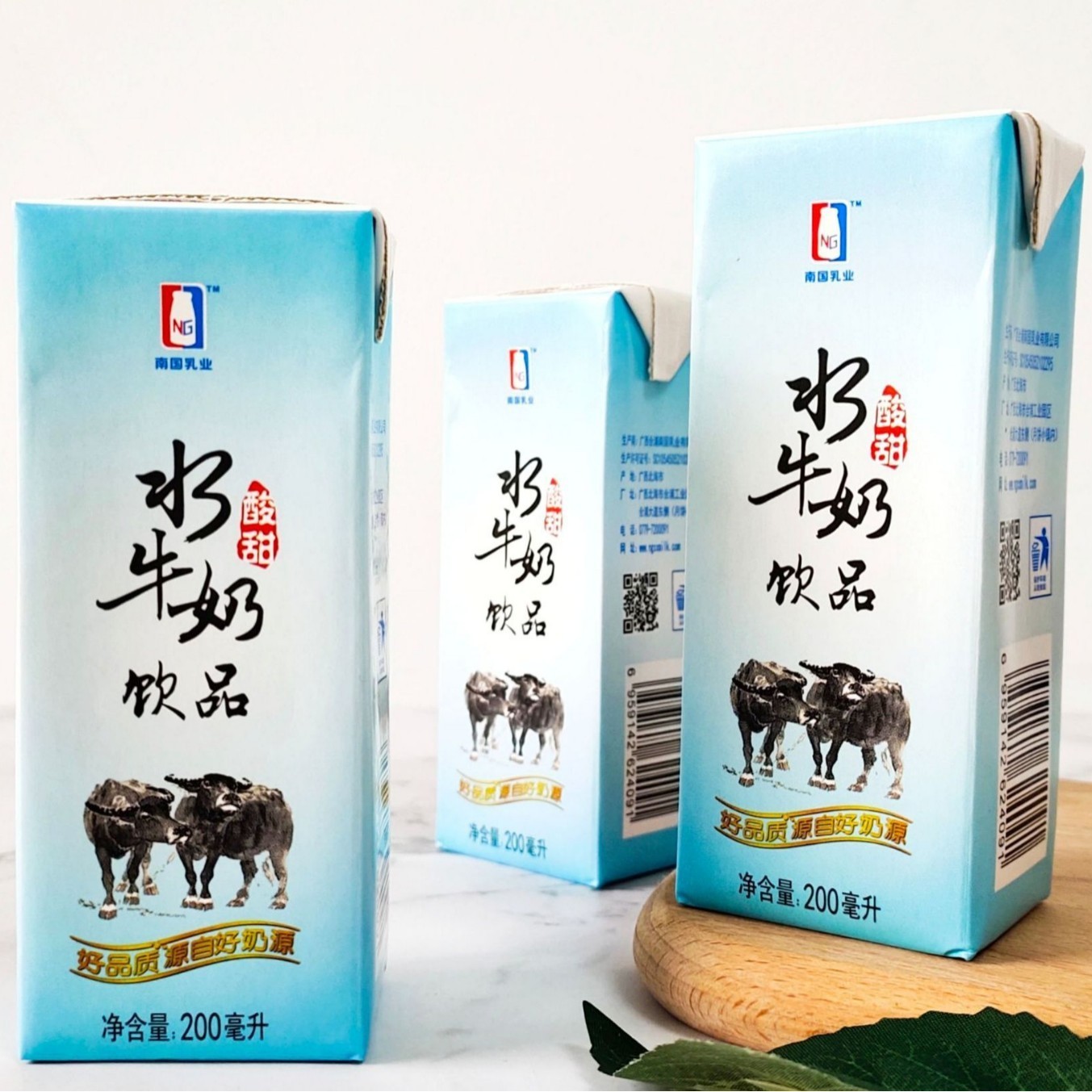酸甜水牛奶含乳饮品礼盒装200ml*12盒图4