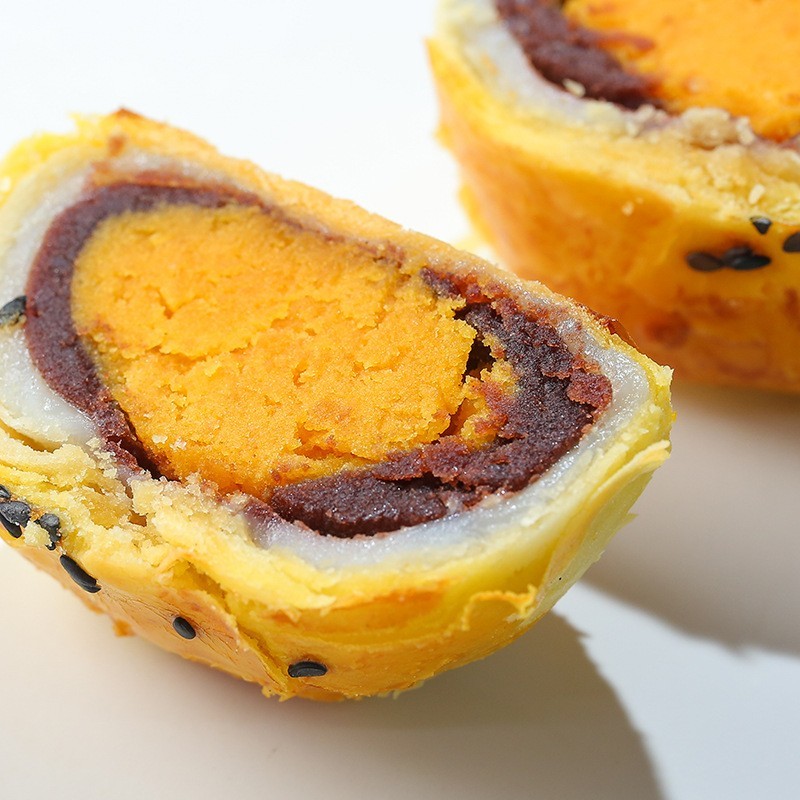 雪媚娘蛋黄酥原味厂家散装早餐零食糕点点心酥点甜品图4