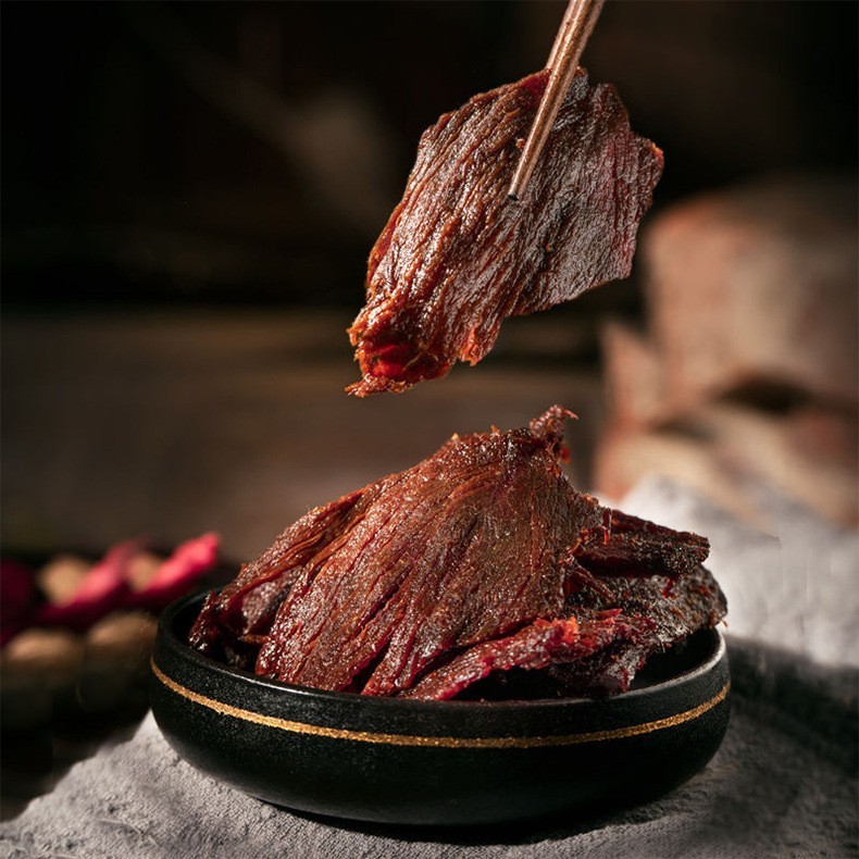 风干肉干黑片手撕鸡肉干风味五香肉类零食麻辣休闲食品厂家图2