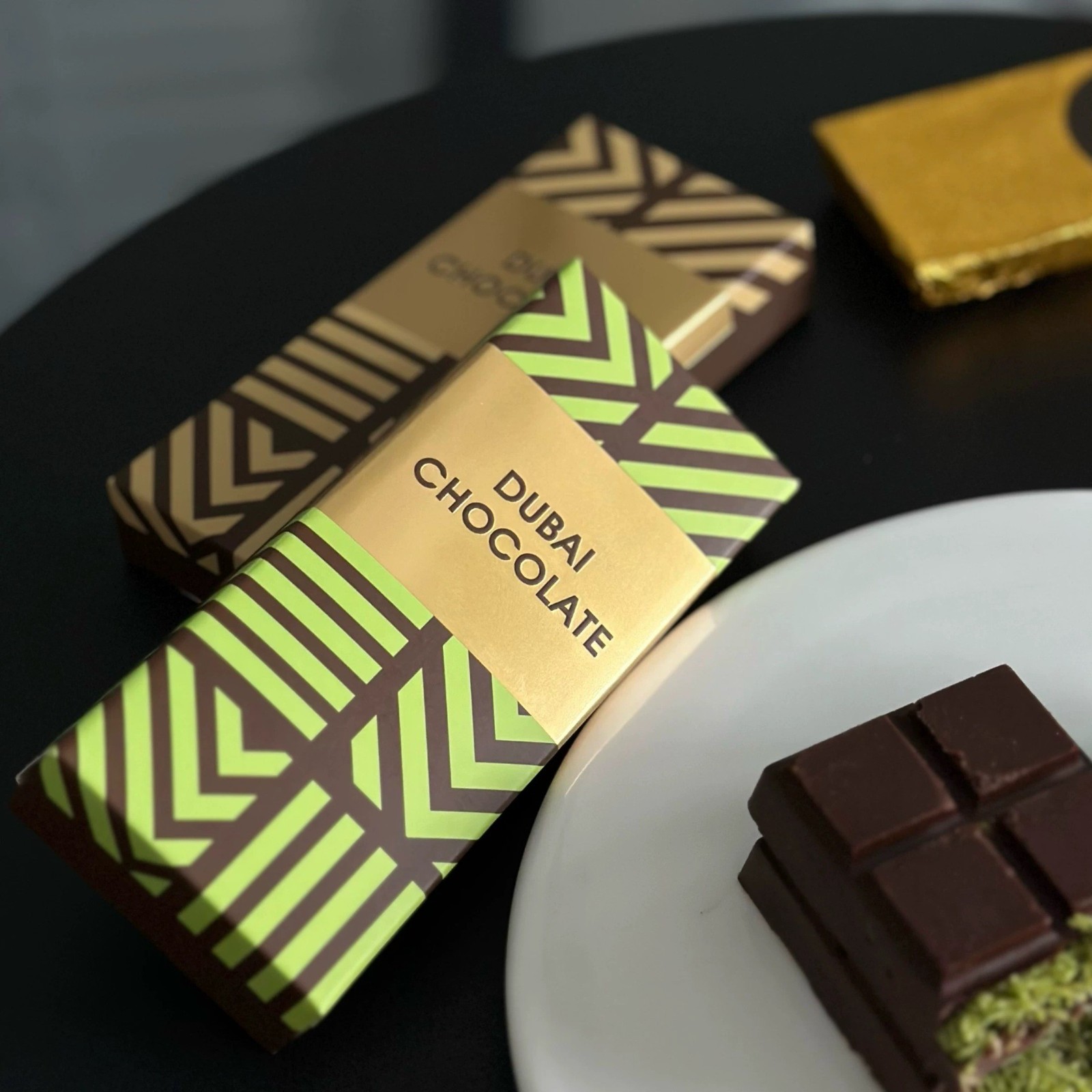 经典迪拜网红巧克力零食纯夹心巧克力开心果酱榛子酱可可脂巧克力图3