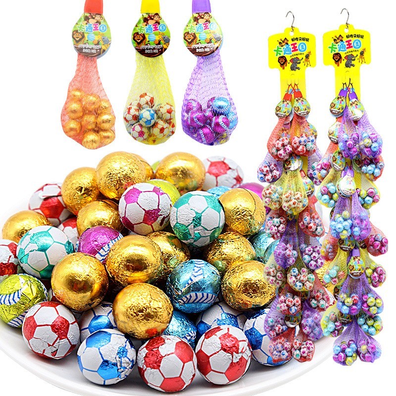 挂版足球造型装巧克力糖果趣味小孩儿童零食小食品小卖部糖果