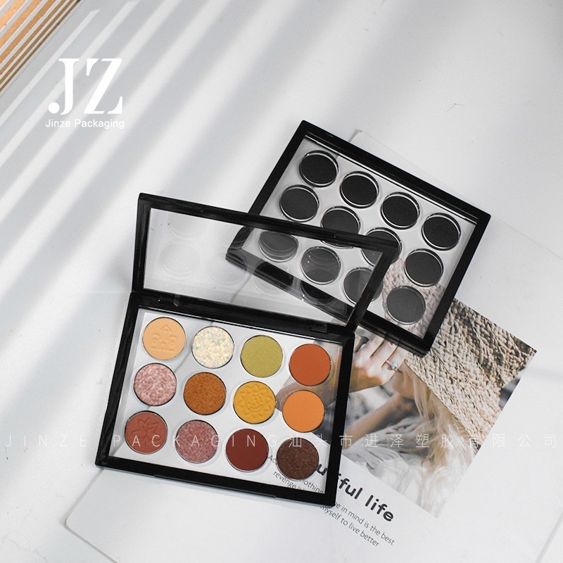 厂家定制 方形磁吸12色眼影盘带天窗多色眼影盘 PCR塑料彩妆包材