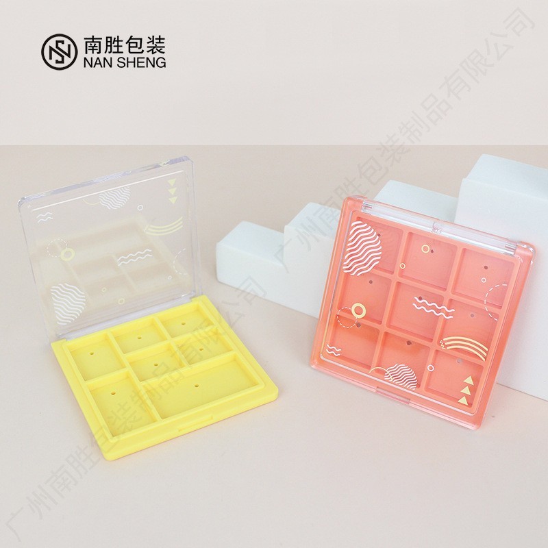 眼影盘包材 方形透明卡扣塑料修容空盘 九宫格腮红眉粉彩妆分装盒