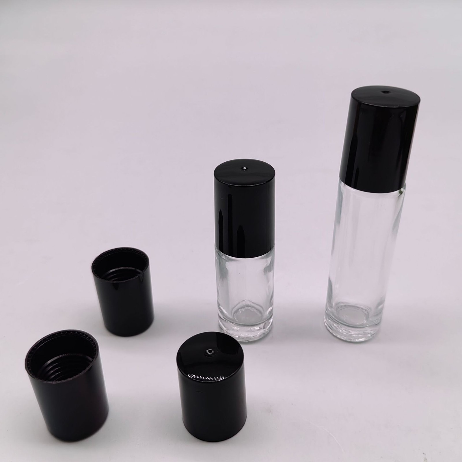 滚珠盖 精油瓶黑白色滚珠盖 化妆品分装瓶钢珠走珠盖图4