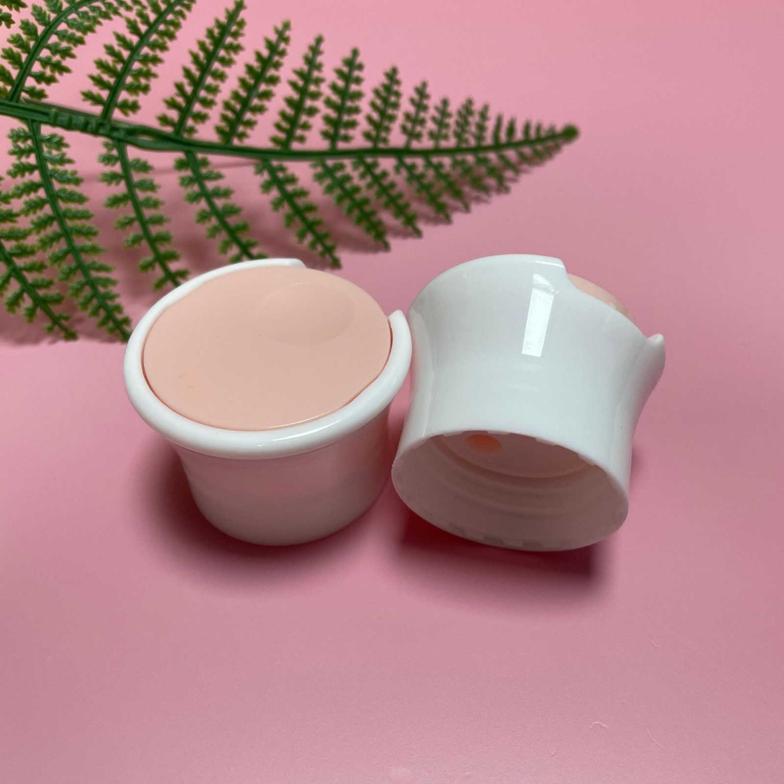 32牙双色蘑菇型皇冠大头千秋盖按压盖 洗发水塑料瓶盖图2