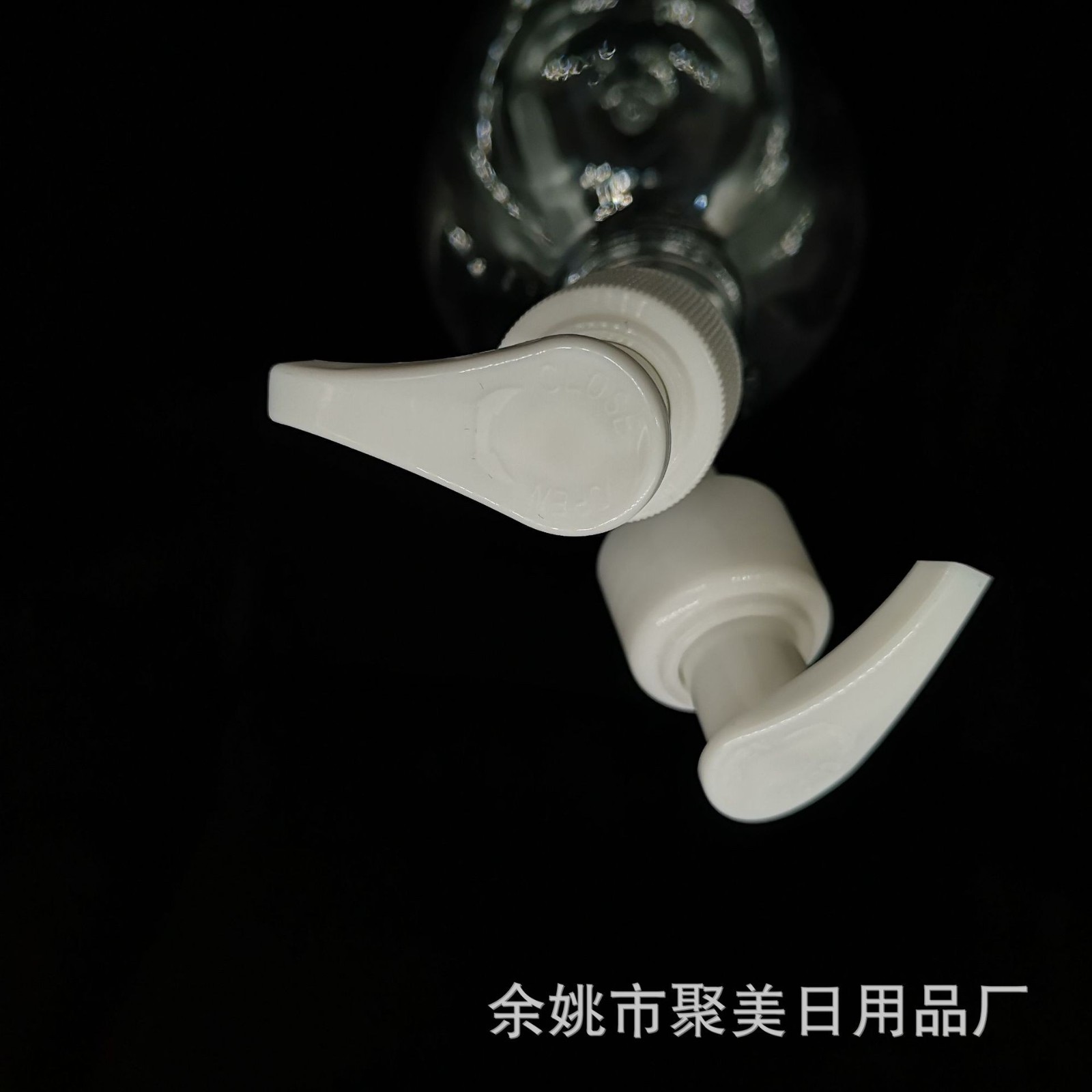 24 28牙塑料PP乳液泵 左右开关洗手液泵头图3