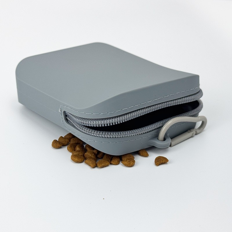 便携硅胶狗粮包户外训犬包防水硅胶大容量狗粮包随身装狗粮零食袋图5
