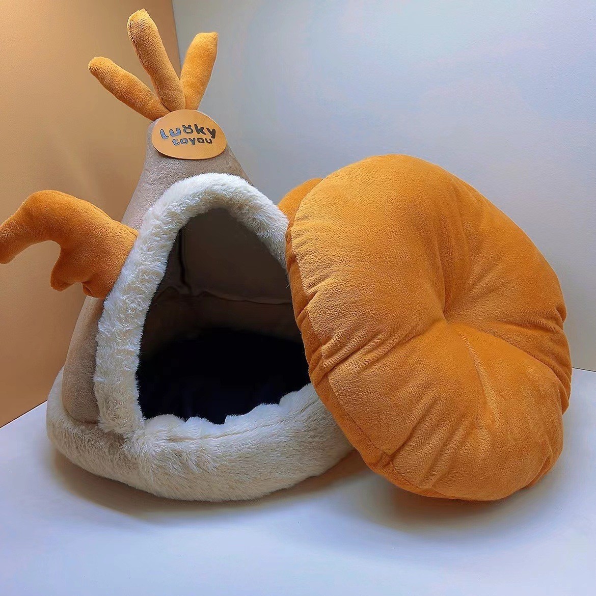 爆款秋冬猫咪狗狗蒙古包造型帐篷圣诞麋鹿宠物猫狗窝跨境外贸新品图3