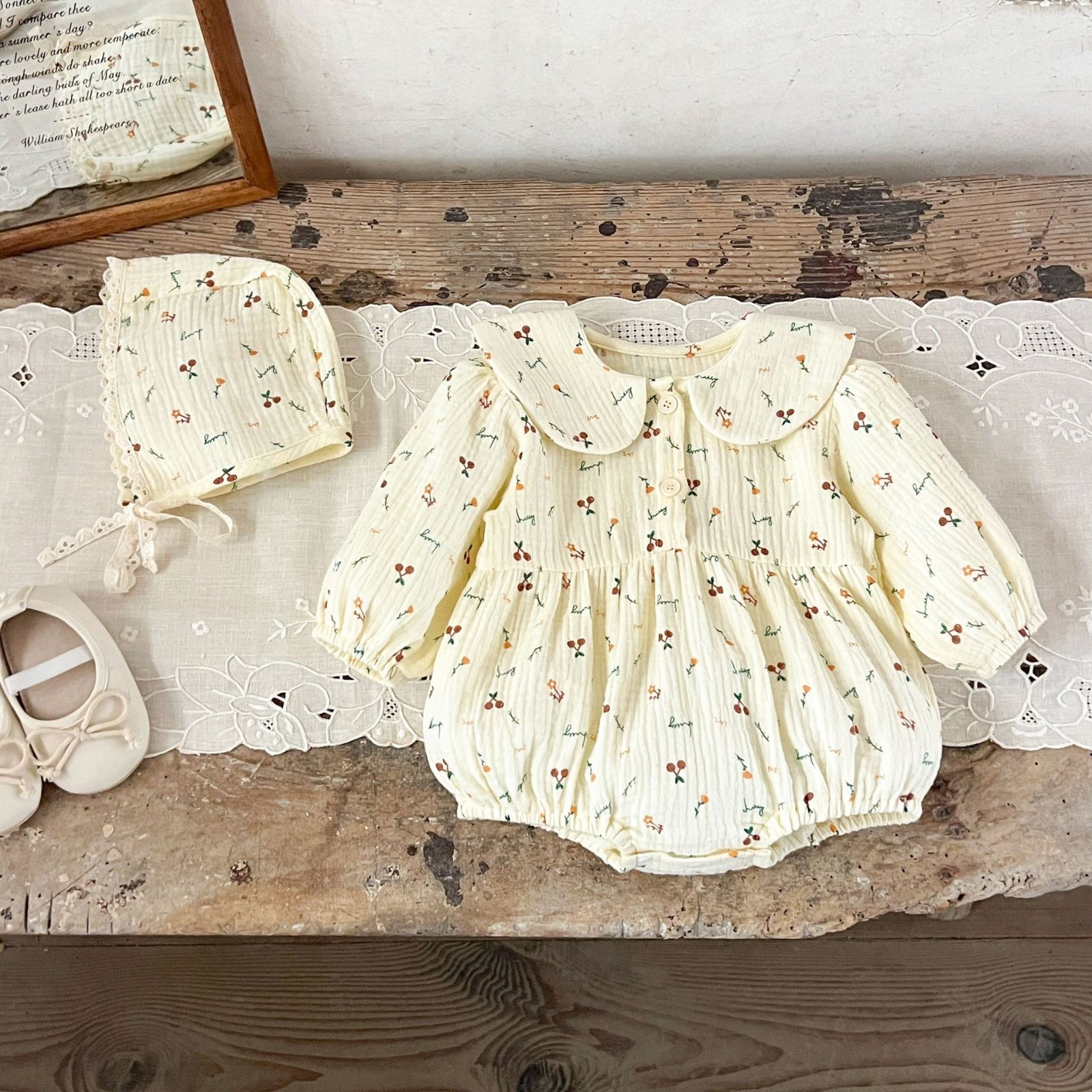 ins女童宝宝娃娃领印花连帽哈衣婴幼童春秋季纯棉柔软花边连体衣