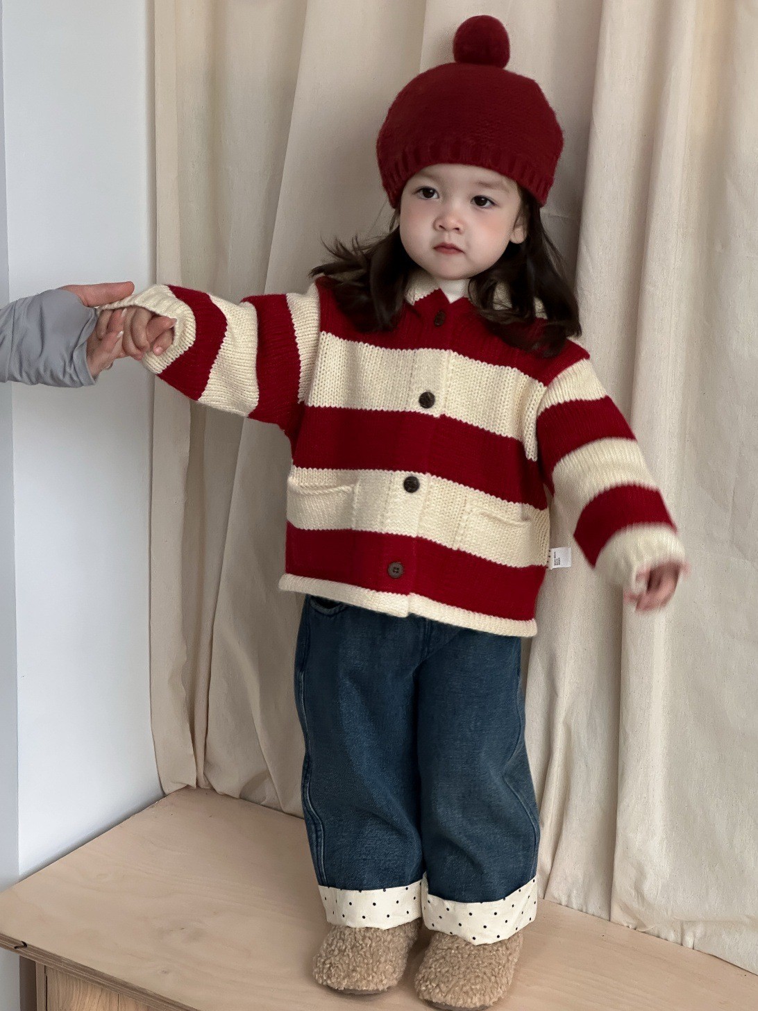 儿童针织毛衣连帽外套2025秋冬宝宝冬装女童加厚套装厂家定制图5