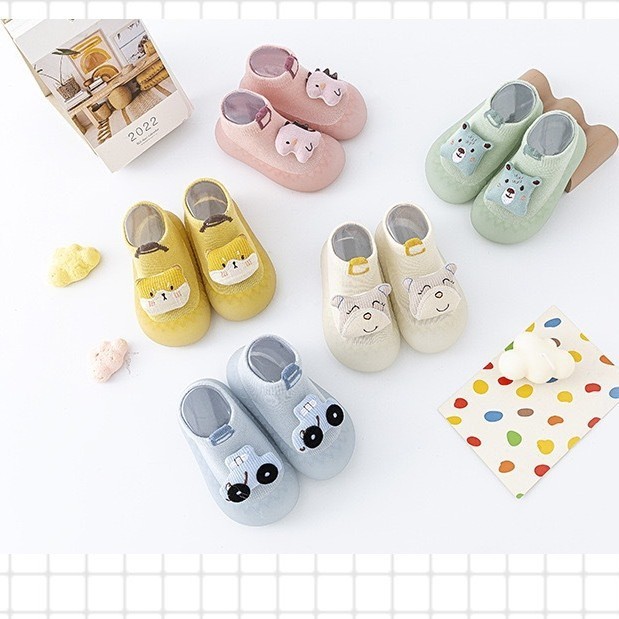 春秋新款学步鞋袜女宝卡通男宝地板鞋图5