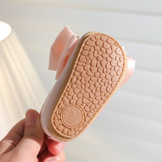 春秋款外贸蝴蝶结公主鞋子0-1小宝宝婴儿软底软面防滑学步鞋图3