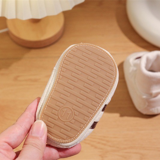 春秋新款婴儿鞋男女宝宝0-1岁6月宝宝鞋袜一体保暖运动学步鞋boby图2