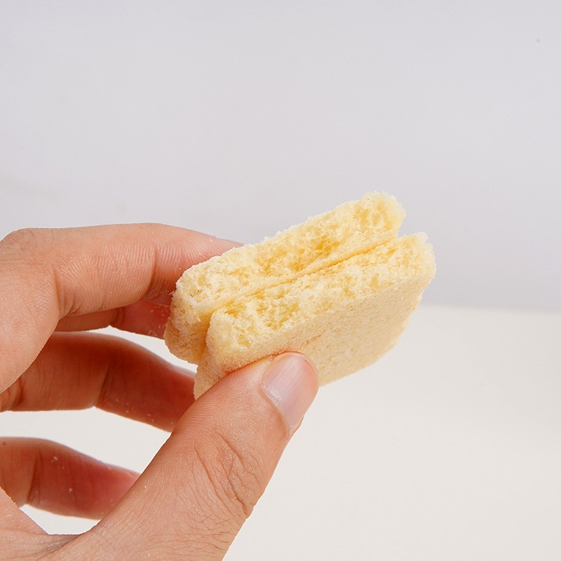 婴幼儿鳕鱼味小米软饼休闲办公室零食膨化饼干怀旧零食代工图3