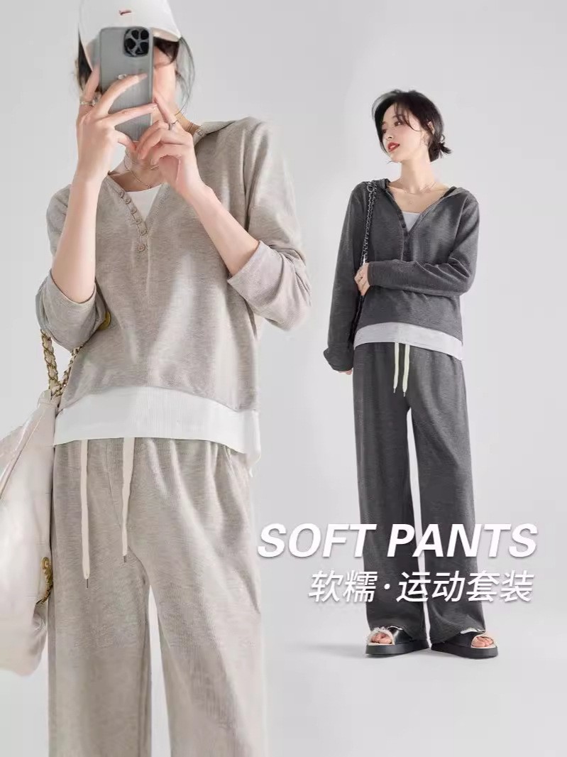 孕妇装时尚休闲运动套装秋冬连帽宽松慵懒风阔腿裤两件套日韩休闲