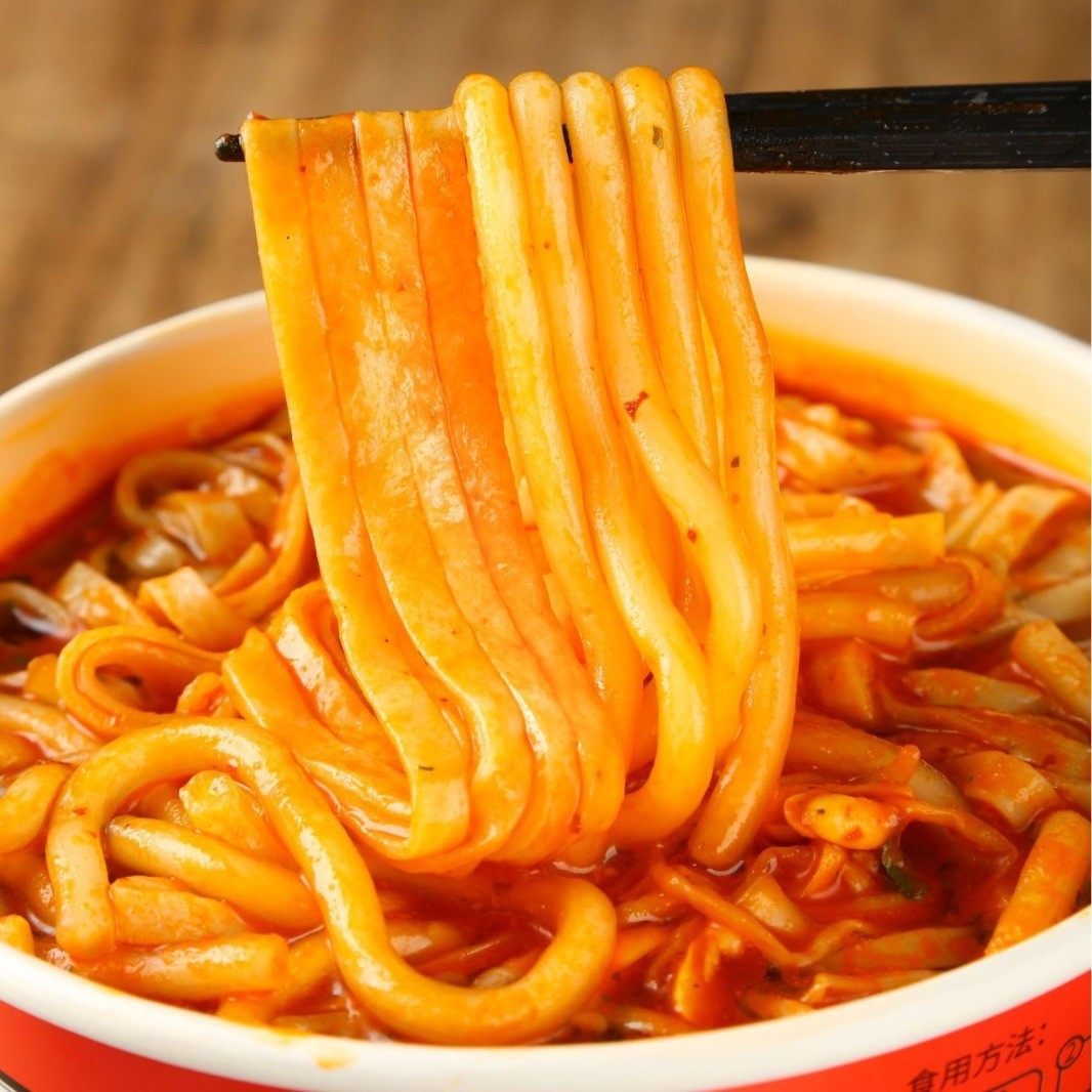 超大桶砂锅土豆粉免煮冲泡方便速食粉面两掺宿舍夜宵零食图2