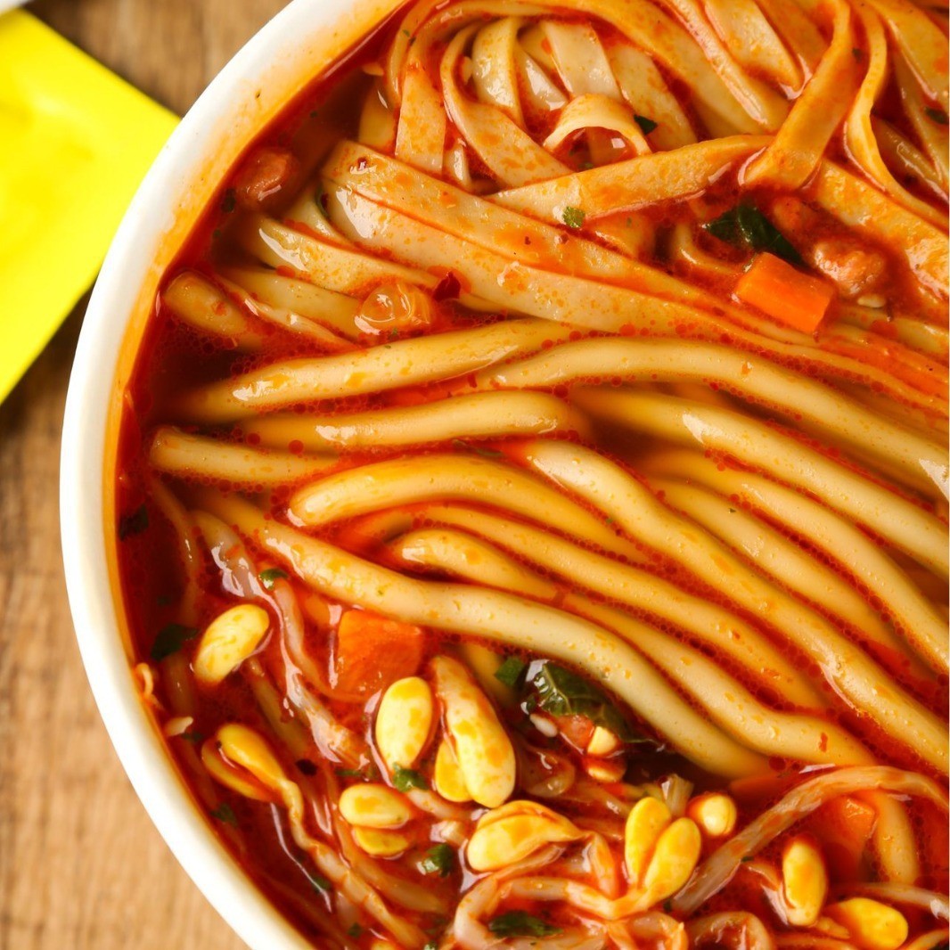 超大桶砂锅土豆粉免煮冲泡方便速食粉面两掺宿舍夜宵零食图5