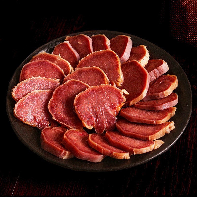 腊猪舌头四川特产腊肉农家烟熏自制咸猪边角猪拱嘴工厂图4