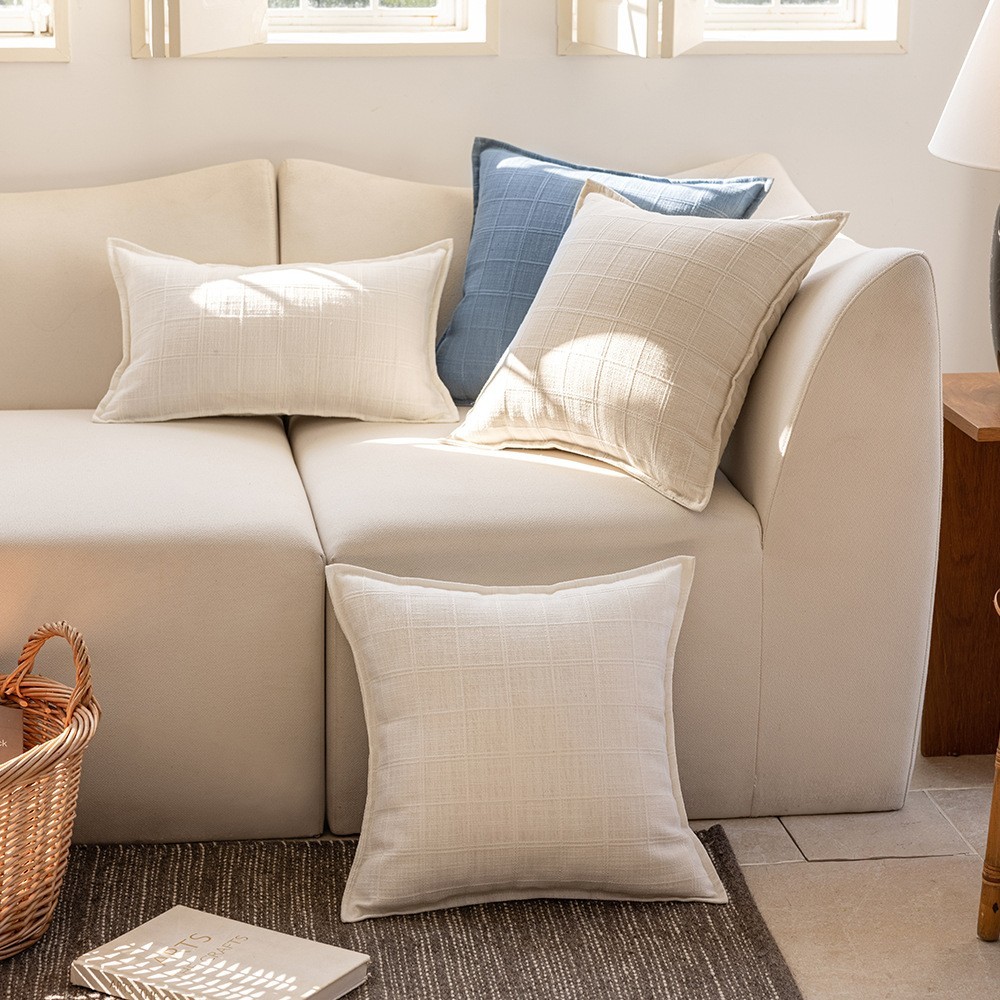 跨境极简风秋冬纯色涤纶双面提花格子家居靠垫床头沙发抱枕套图3