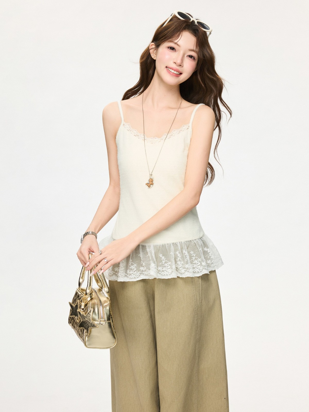 芭蕾风杏色蕾丝花边下摆针织吊带背心春季新款叠穿外穿修身上衣女图3