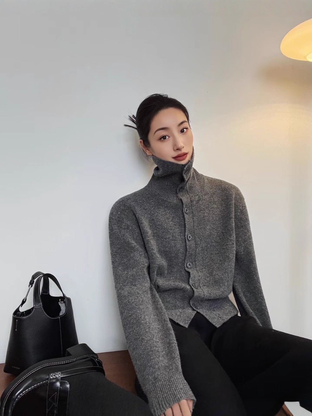 复古松弛~100羊毛点子纱半高领针织开衫短款毛衣女图2