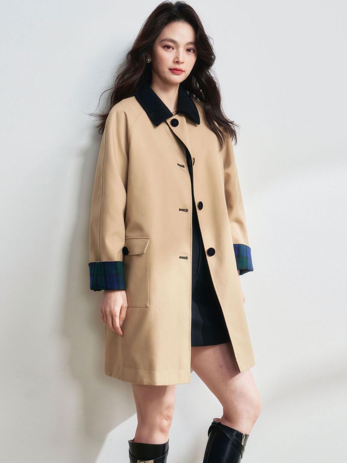 26春新款复古撞色miu系格纹双面穿卡其色中长款减龄风衣外套图3