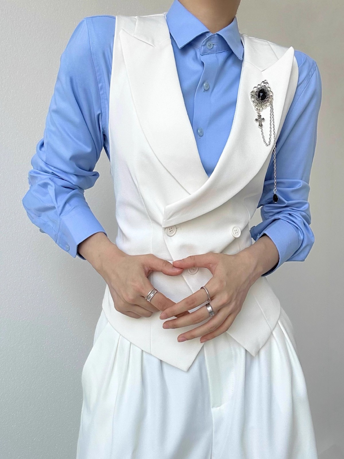 西服马甲青年白色修身百搭高级感男女中性风背心无袖坎肩马夹图3