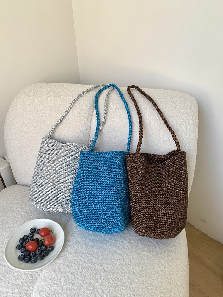 跨境货源高级感小众金银线水桶包显眼包编织袋百搭胯下单肩包图4